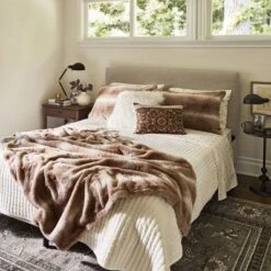 Londonberry Turned Metal Accent Table Black - Threshold™ -Furniture Outlet Store GUEST 44ede14b fd70 499f 8598 6900caa64fb1